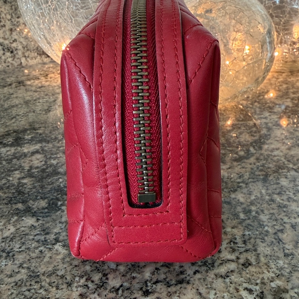 Gucci GG Marmont Cosmetics Case - Picture 5 of 14